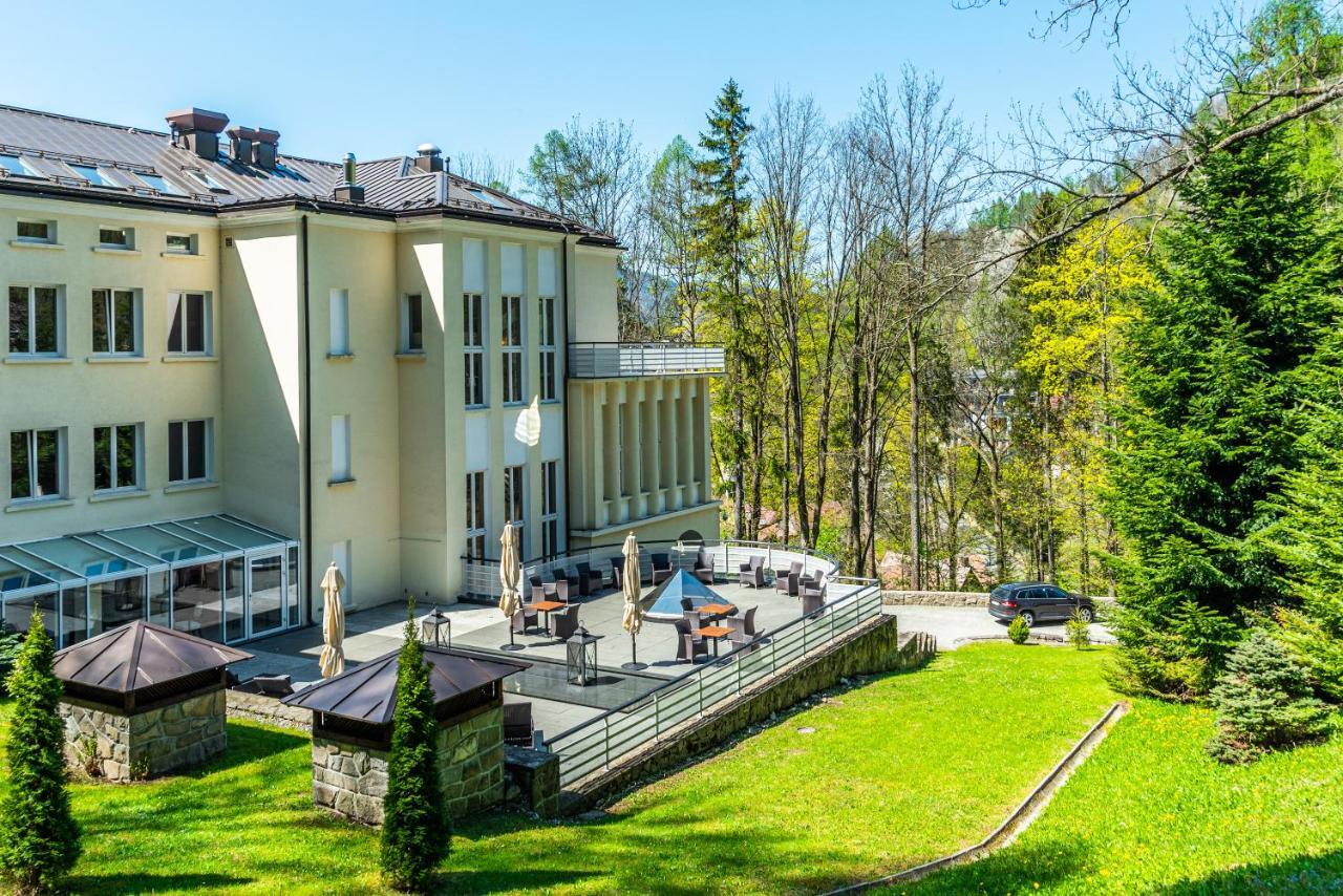 Modrzewie Park Hotel & Spa Szczawnica Exterior foto